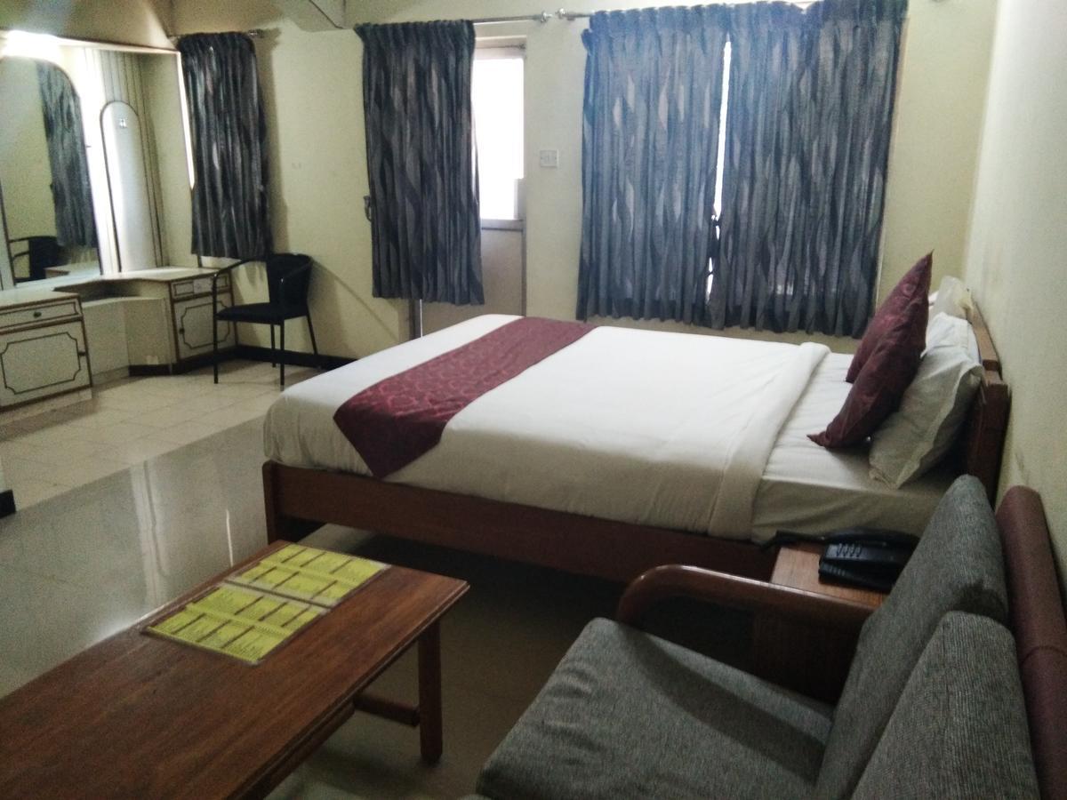 Hotel Jaysanthi Ooty Exterior photo